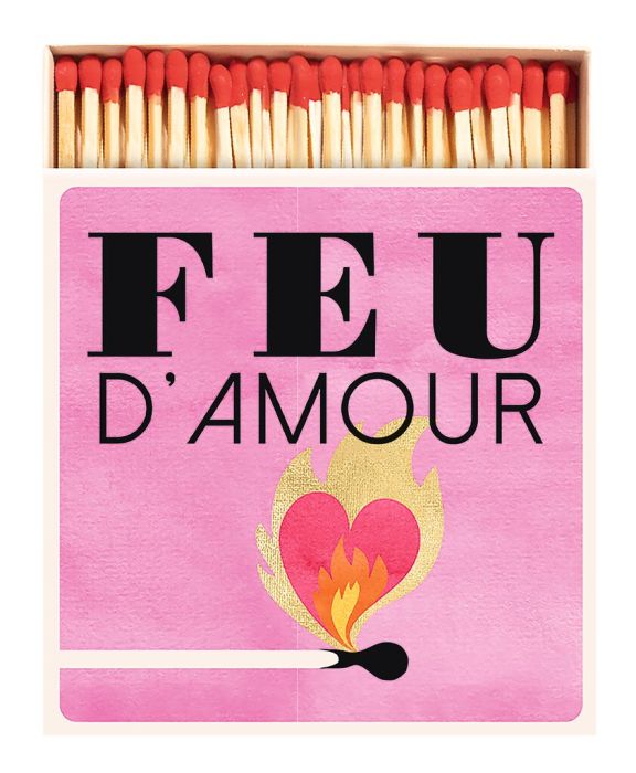 Streichhölzer in Design-Schachtel