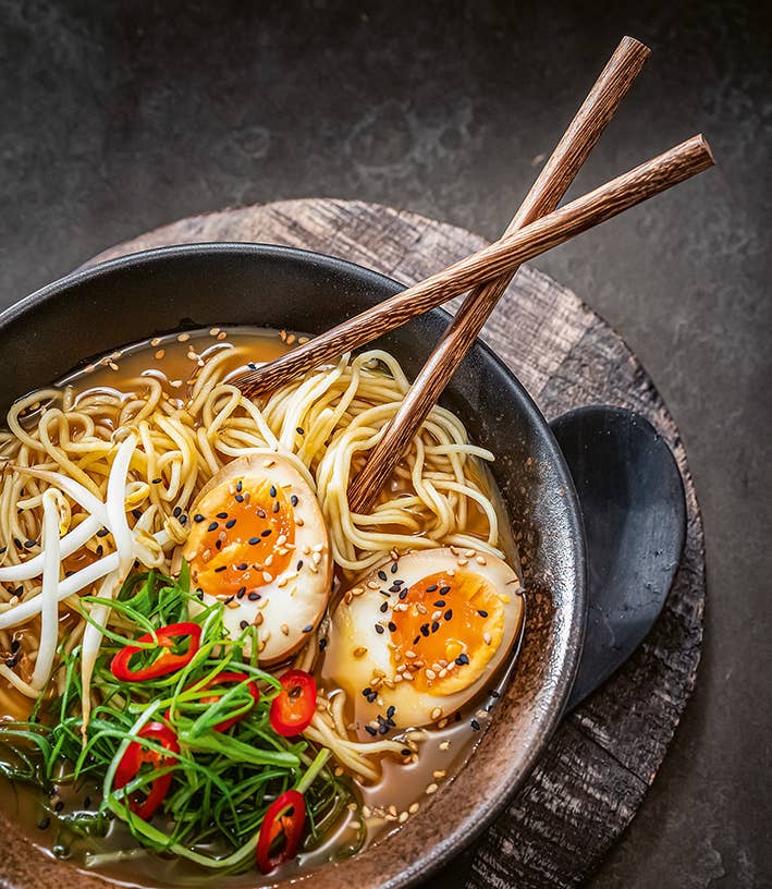 Ramen. Traditionelle und moderne Soulfood-Rezepte (Deutsch)