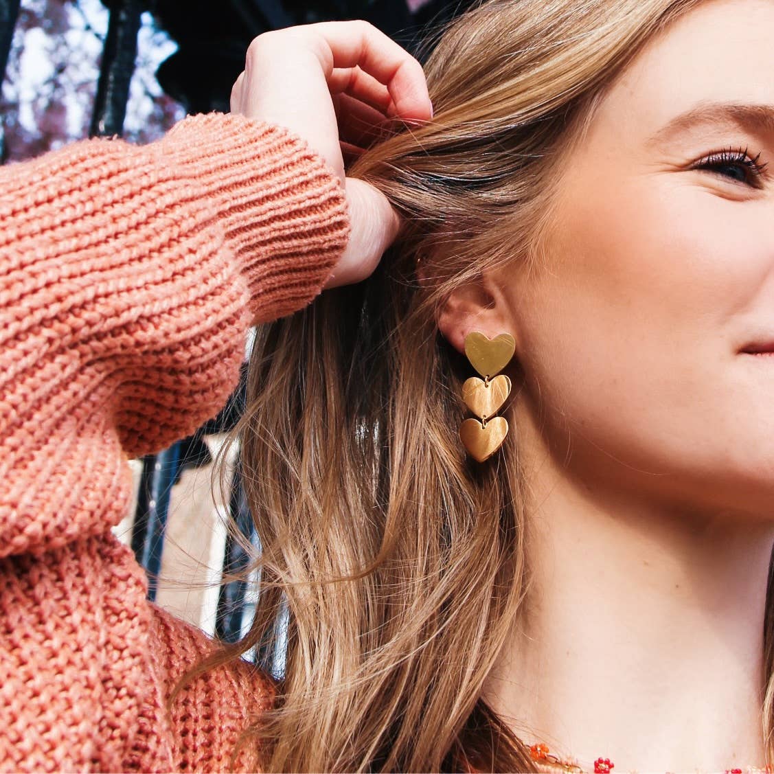 Statement-Ohrring 3 Herzen — Gold