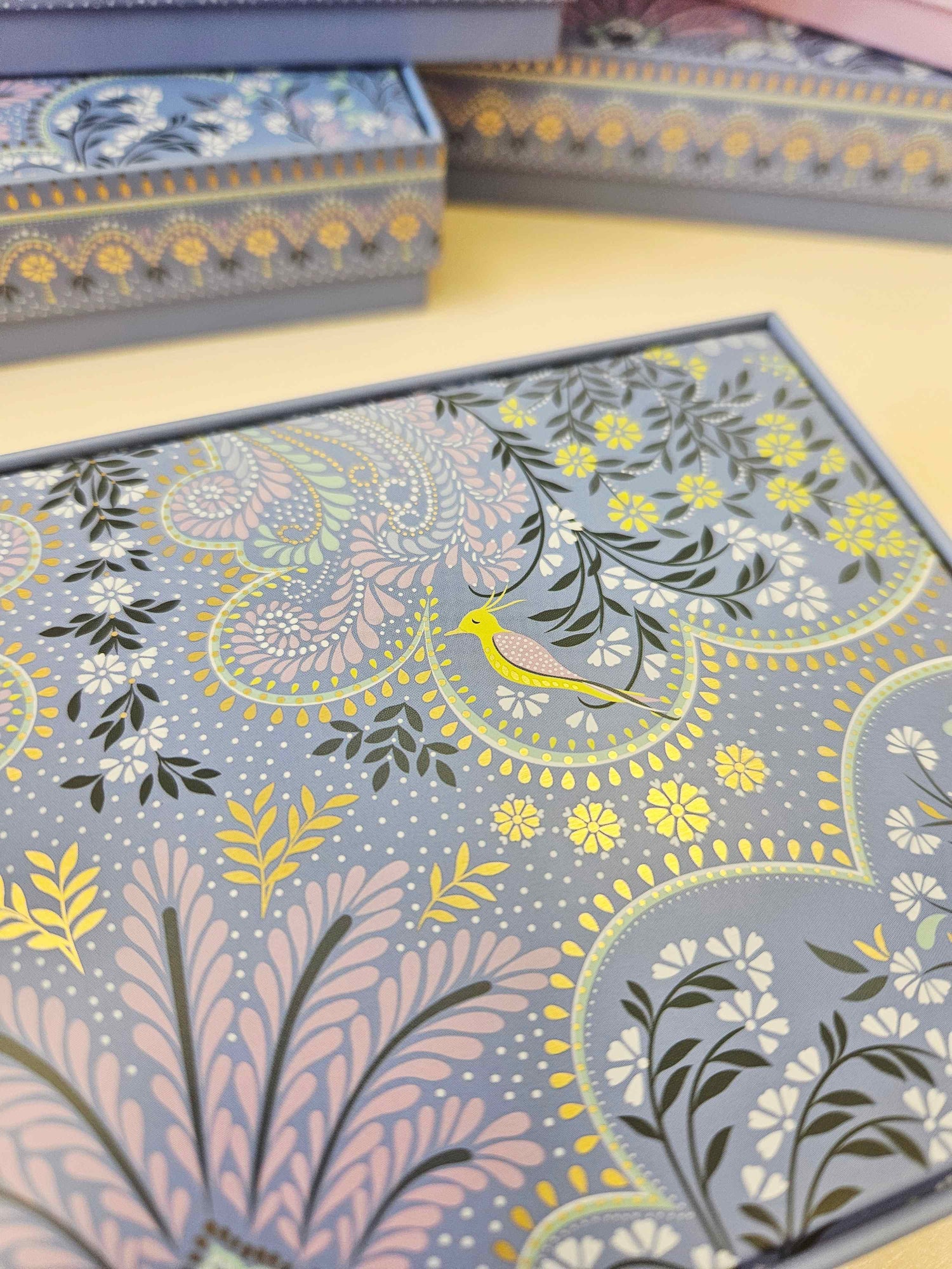 Geschenkdose Medium - 15x11 cm