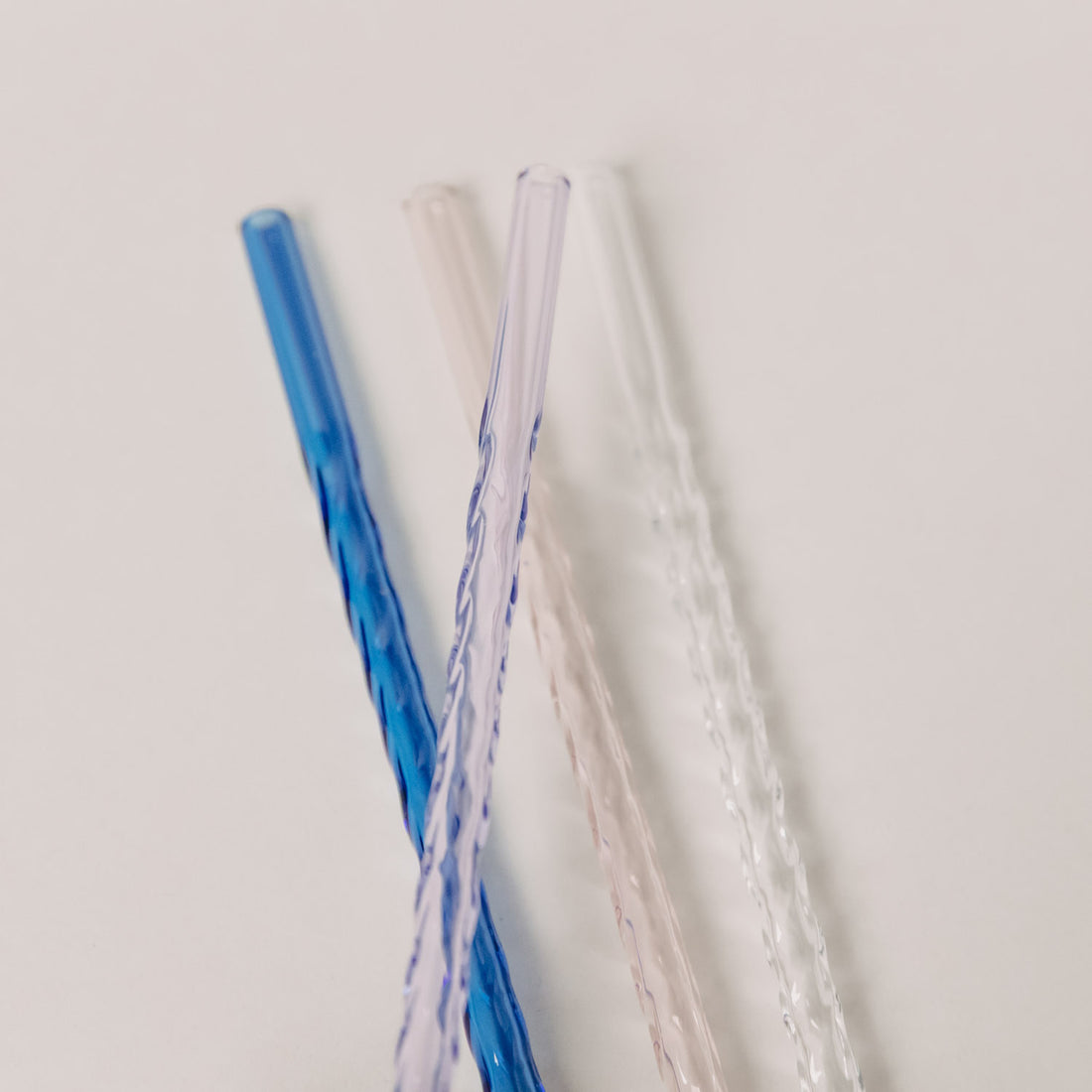 Strohhalme gedreht aus Glas  im 4er Set